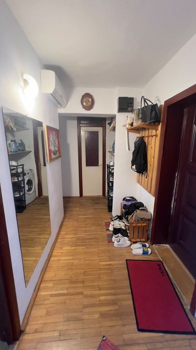 Închiriez apartament 2 camere zona Soarelui