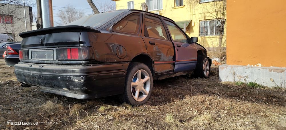 Продам две Форд сиерры по цене одной