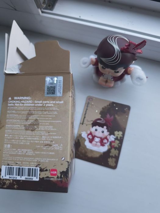 Pop mart фигурка