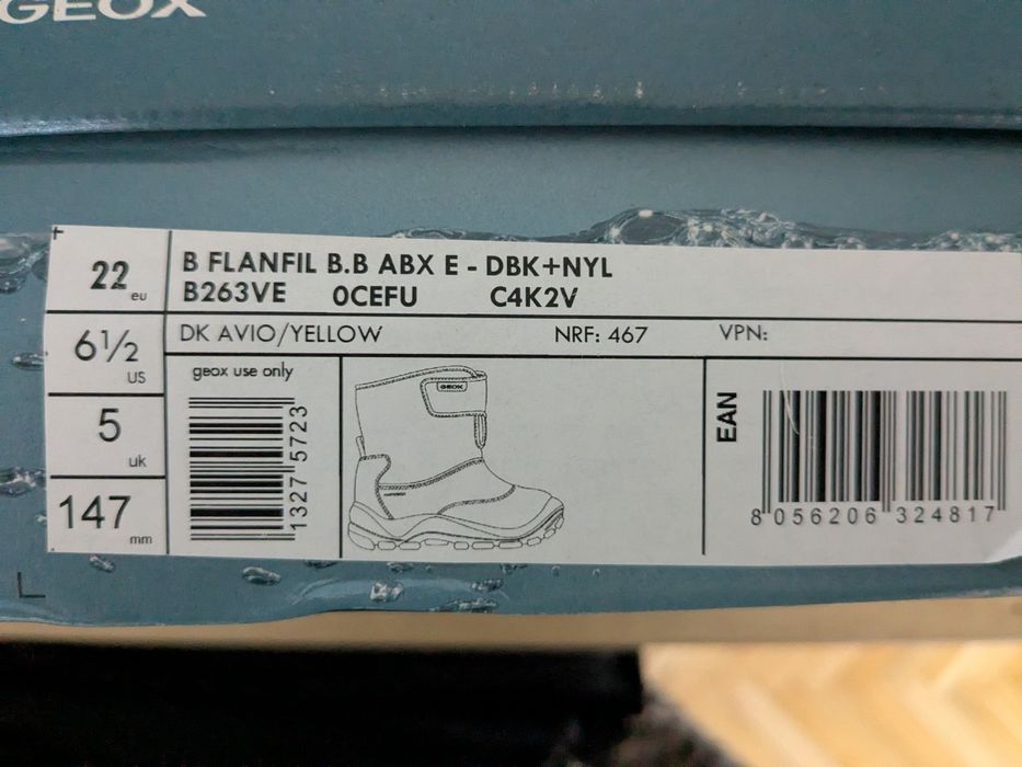 Cizme impermeabile Geox, mărimea 22