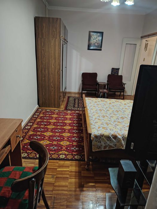 Сдаю квартиру на юнус обаде 1 комнатную только семейным