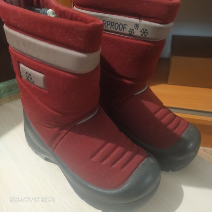 Продам зимние сапожки