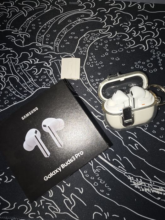 Наушники Samsung Galaxy Buds 3 Pro