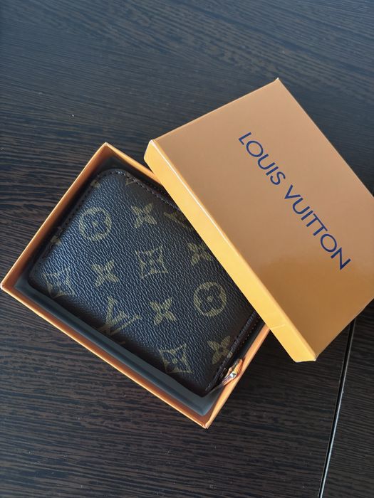 portofel lv calitate superioara la preturi mici