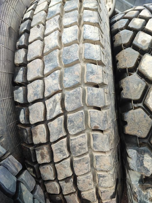 Vând cauciucuri Kama cu sau fără jante dimensiune 1100/20!