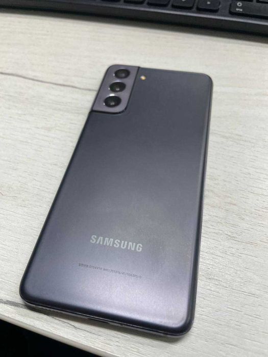 Samsung S21 корея сотилади.