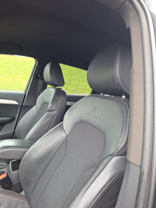 Audi Q3  2.0tdi an 2018 S-line