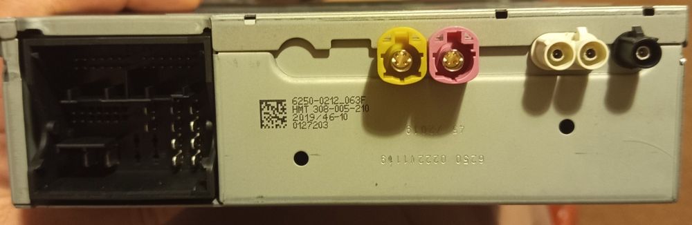 Мултимедия Пасат б8/Холф 8