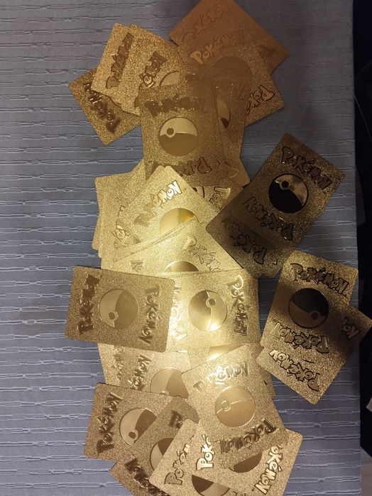 Колекция златни карти покемон