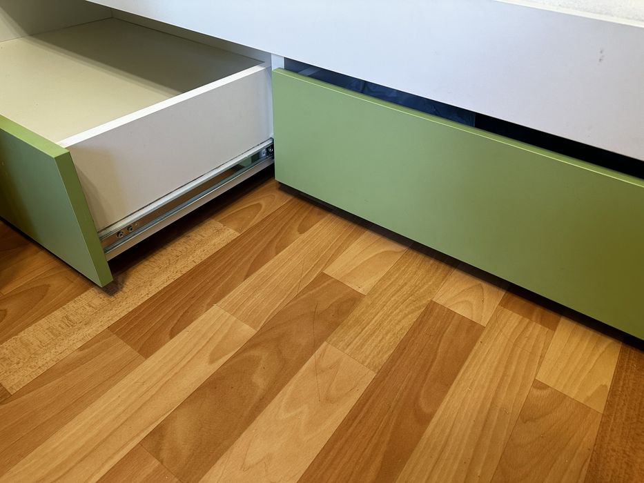 Продам односпальную кровать