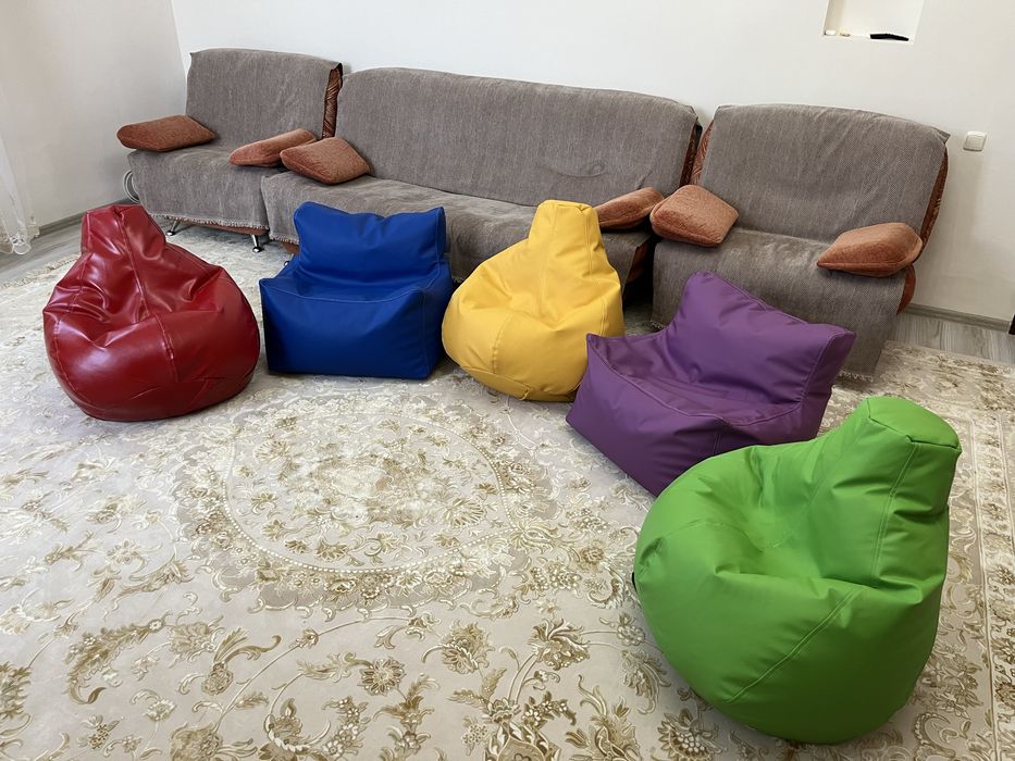 Кресла-мешки, пуфики