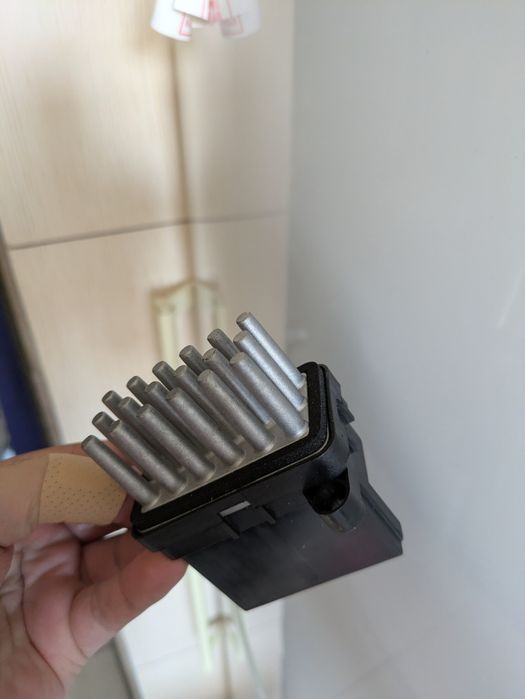 Rezistenta termica Ford DEG007TT