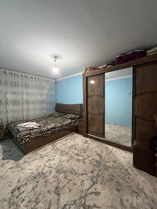 Srochno 3 xonali uy sotiladi