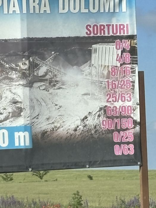 Piatra nisip balastru pamant vegetal