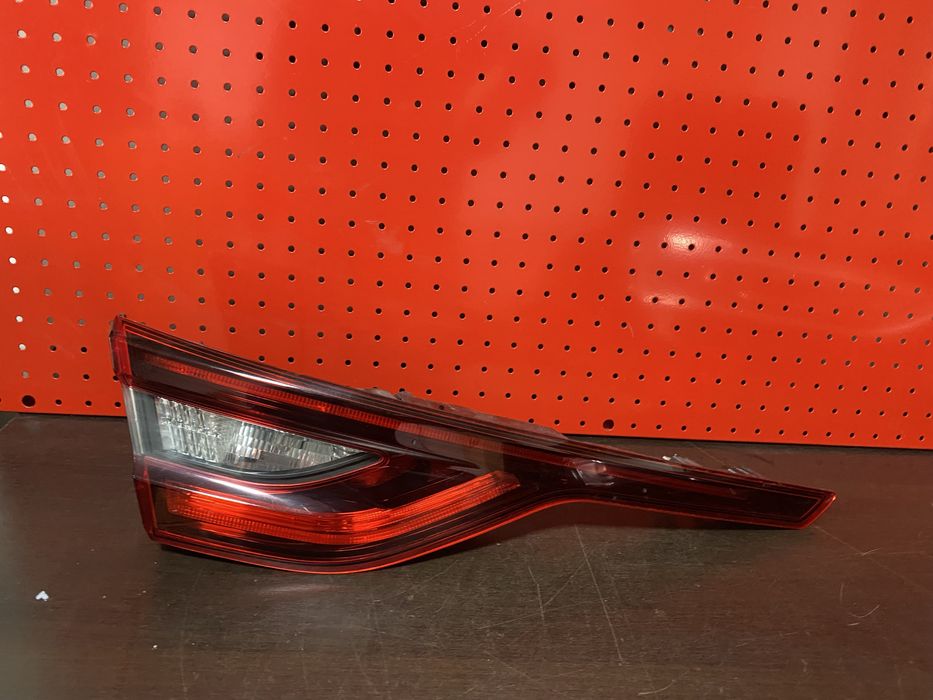 Stop stanga pe haion bec si led Renault Talisman sedan
