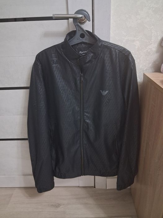 Мужская ветровка
