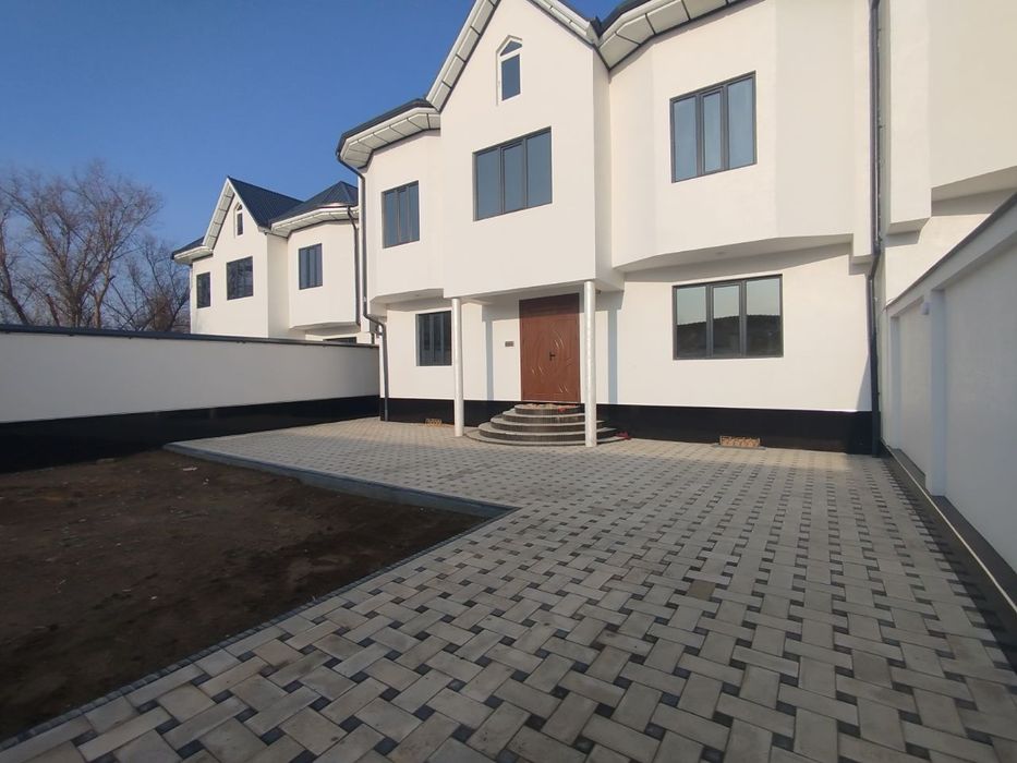 ТАШ ГРЭС да 3 сотк 7 хонали Янги Коттедж сотилвотти