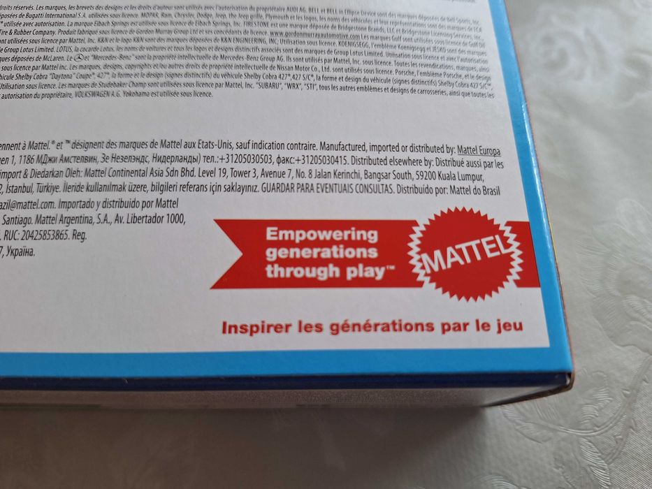 Комплект Hot wheels колички 10 броя, с количка FORD + FIAT 500