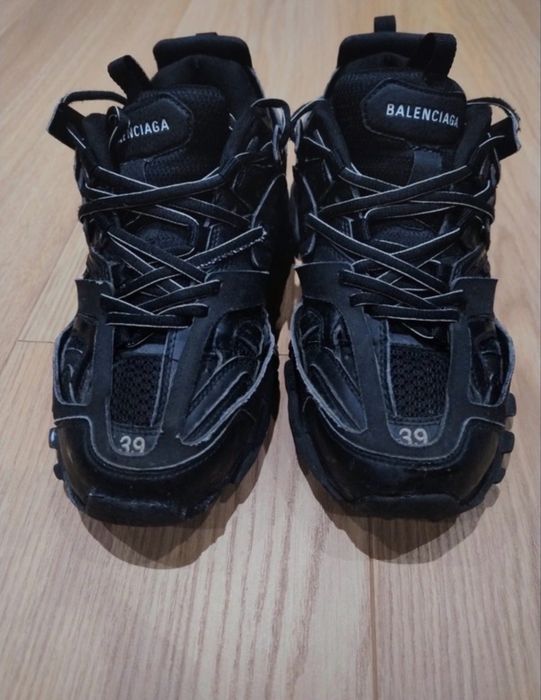 Balenciaga track black