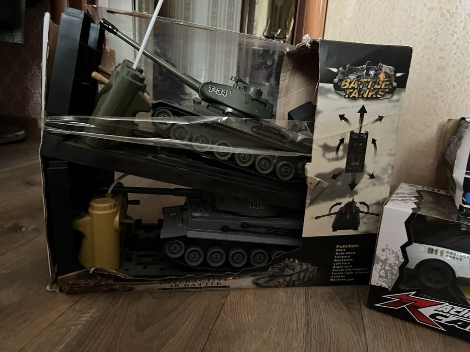 Продам машинки детские