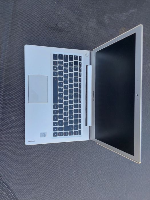 Laptop Lenovo Ideapd i5