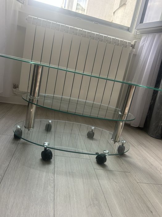 Vand masa de sticla