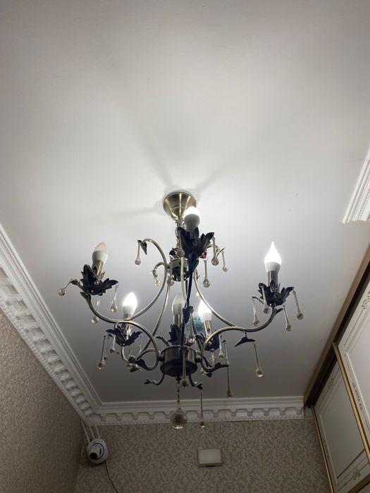 Люстры б/у, в хорошем состоянии