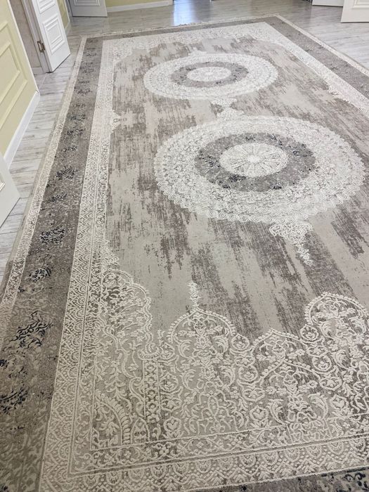 Жақсы күйде кілем сатылады