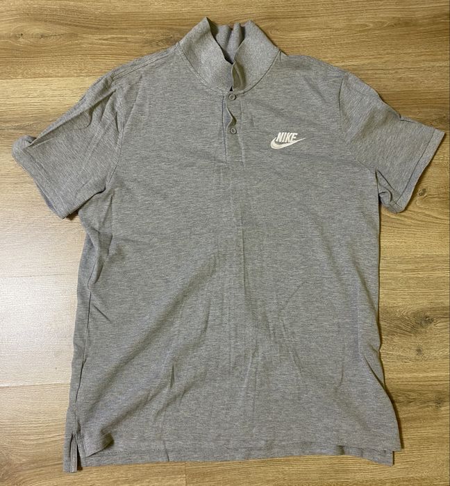 Nike тениска с яка