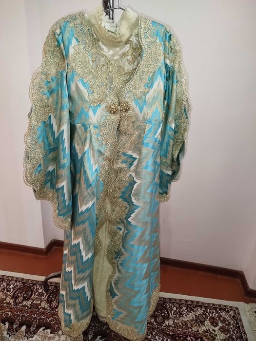 SROCHNO Ansambl Sotiladi (Materiali zamonaviy)