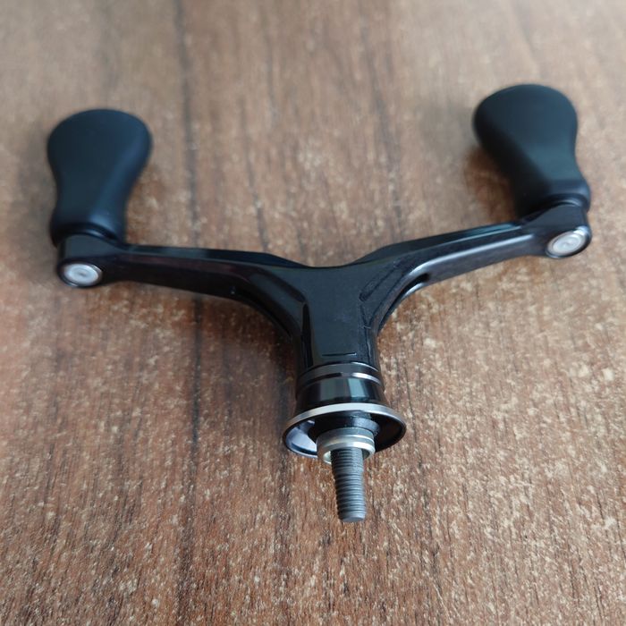 Mâner dublu Shimano Vanquish 23 C3000SDH NOU - CLUJ-NAPOCA