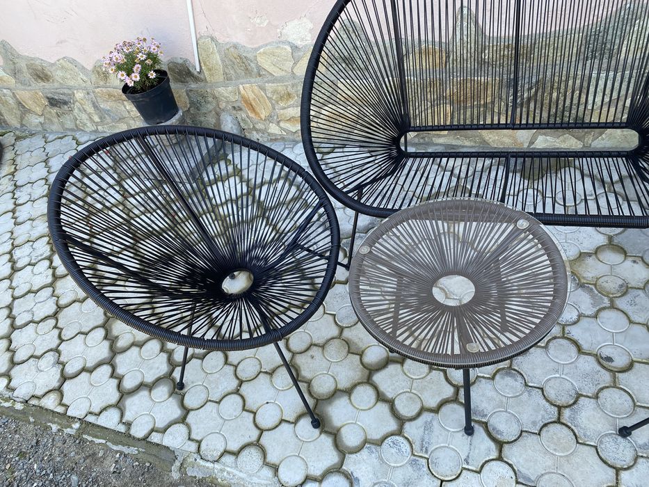 Set mobilier din ratan pentru gradina.