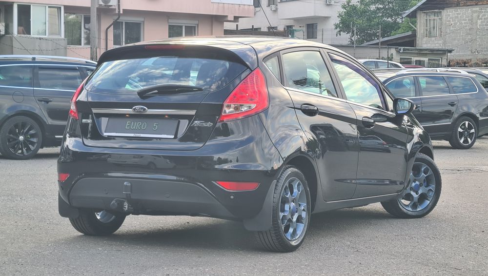 Ford Fiesta Titanium 2013 * 1.6 TDCI * Euro 5 * Klimă * Xenon * Senzori * Jante * Import Recent Olanda