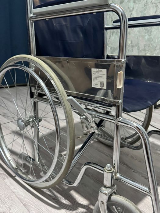 Инвалидня коляска
