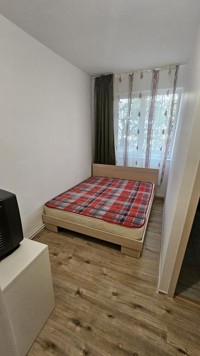 Vand garsoniera Titan