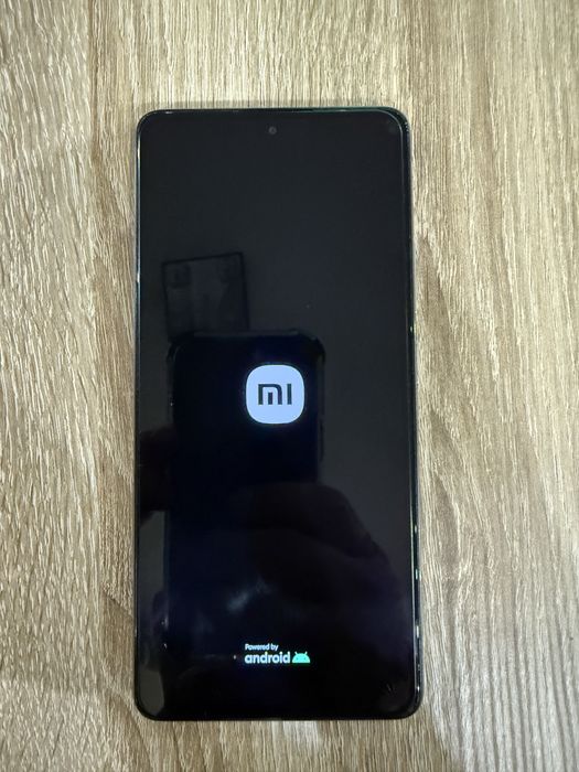 Продавам Xiomi 11T pro