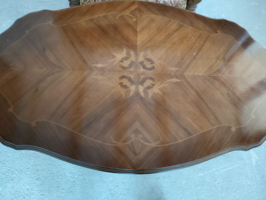 Античен бароков комплект от 3 кресла и маса