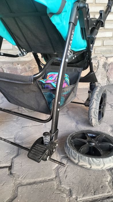 Детская зимняя коляска .