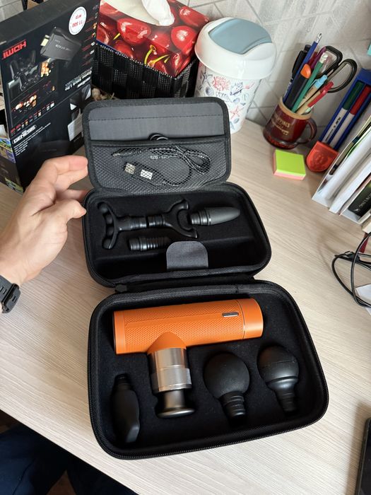 Массажер BORK новый