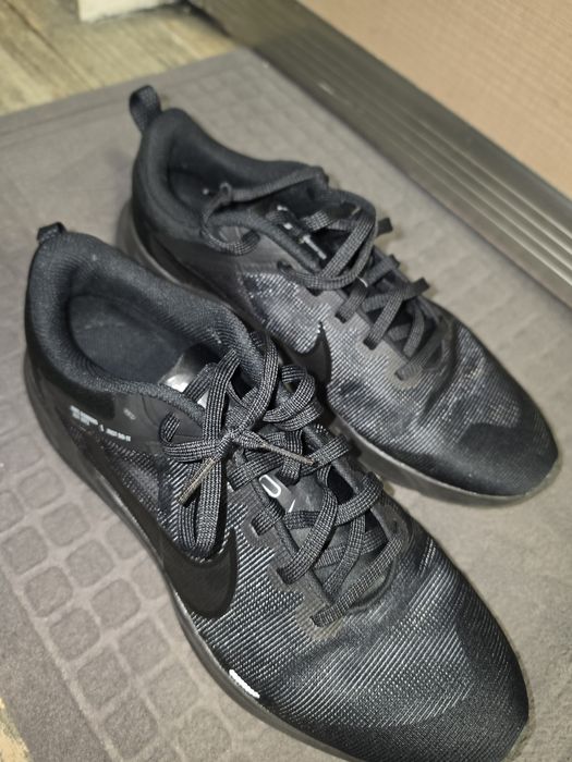 Adidasi running nike, nu adidas sau hoka sau asiscs