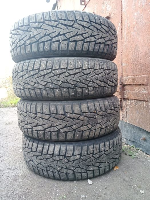 Продам шины Нокиан нордман