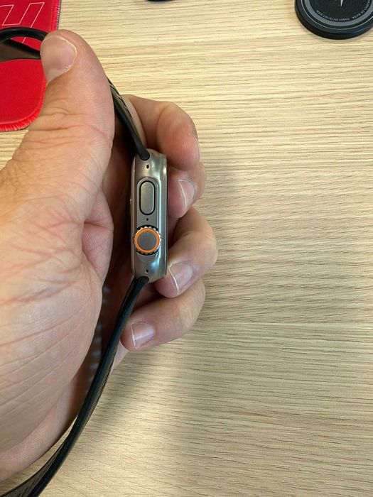 Apple Watch Ultra 2022 - 49 mm