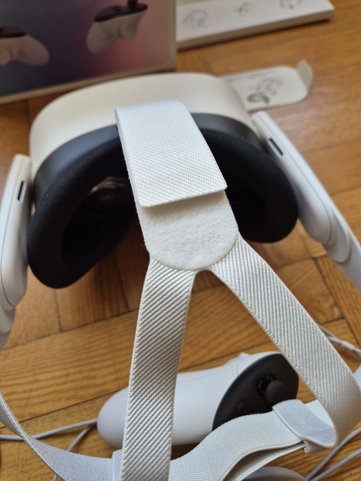 НОВИ в гаранция VR очила Meta Quest 3S 128GB