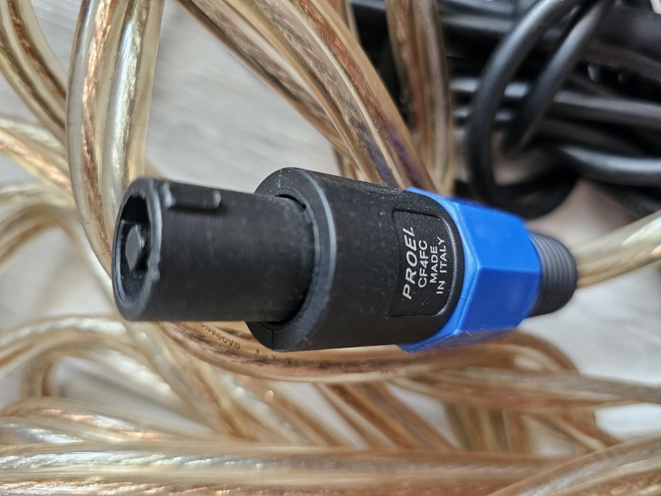 Кабель акустический