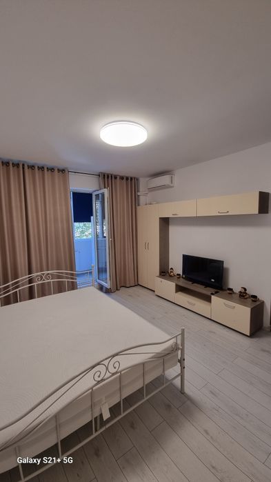 Proprietar apartament 2 camere de inchiriat