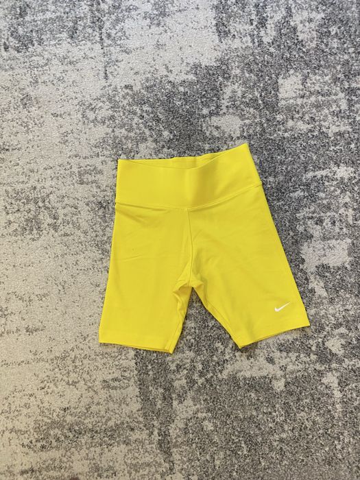 Pantaloni scurti Nike XS