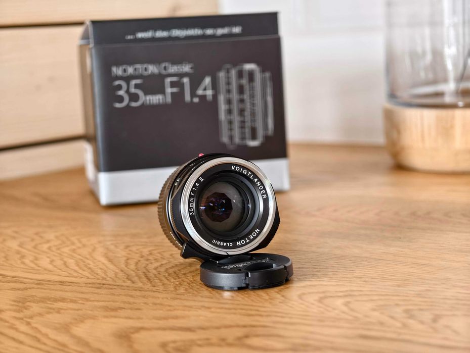 Voigtländer Nokton 35mm f/1.4 MC VM II Leica M black