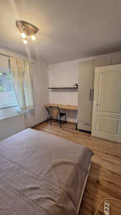 Apartament 2 camere de închiriat, zona  Modern, ADULTI Only