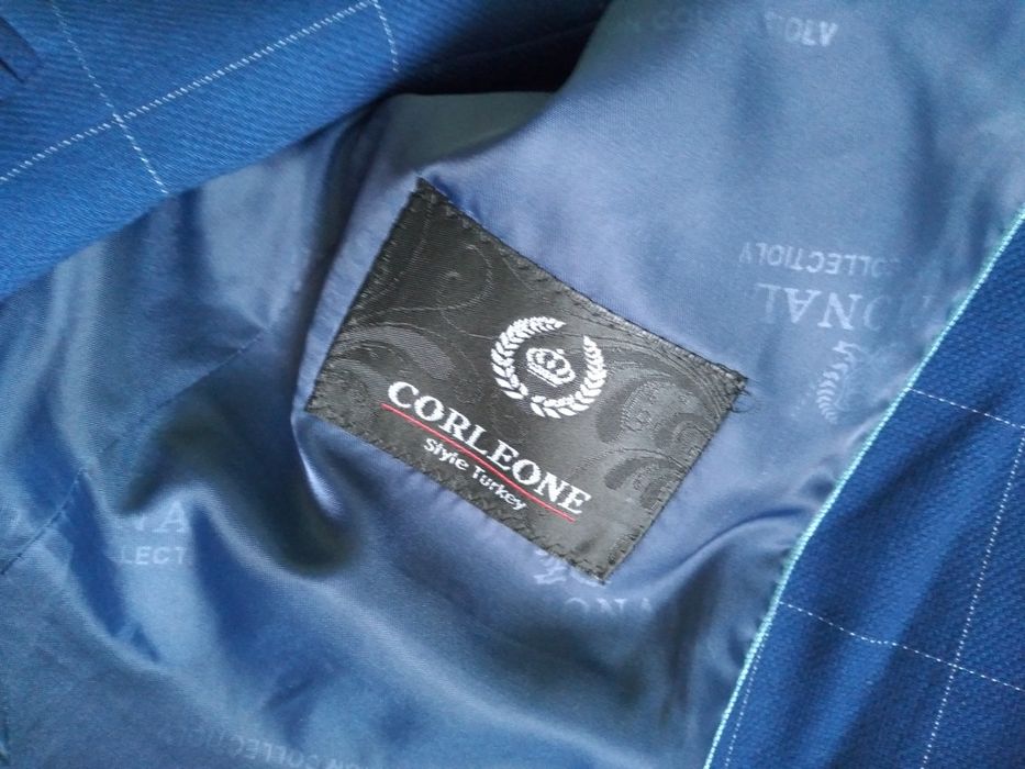 Продам турецкий костюм