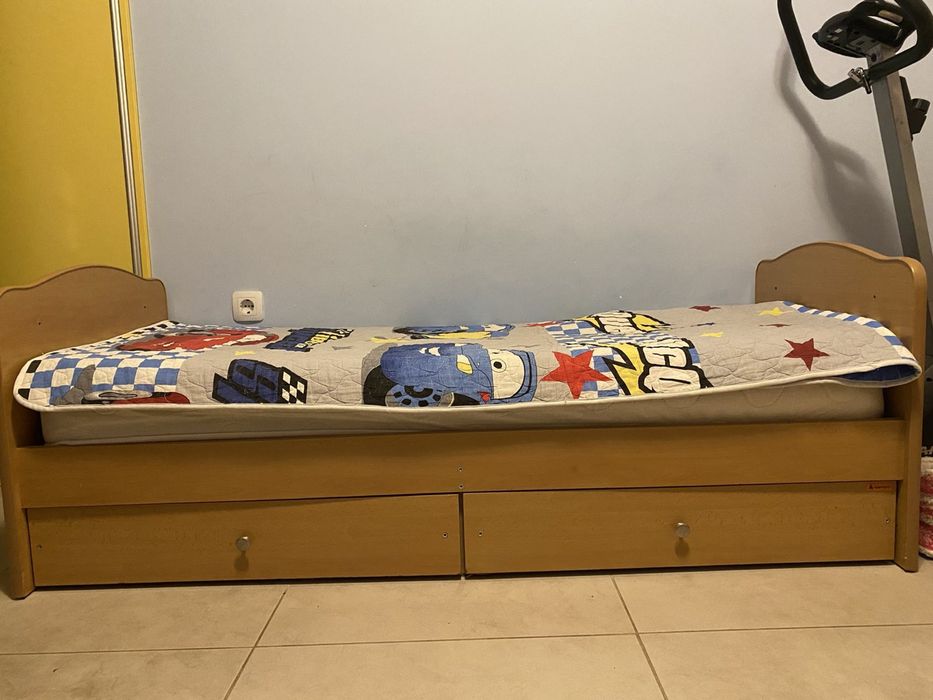 Два броя детско легло Бертони